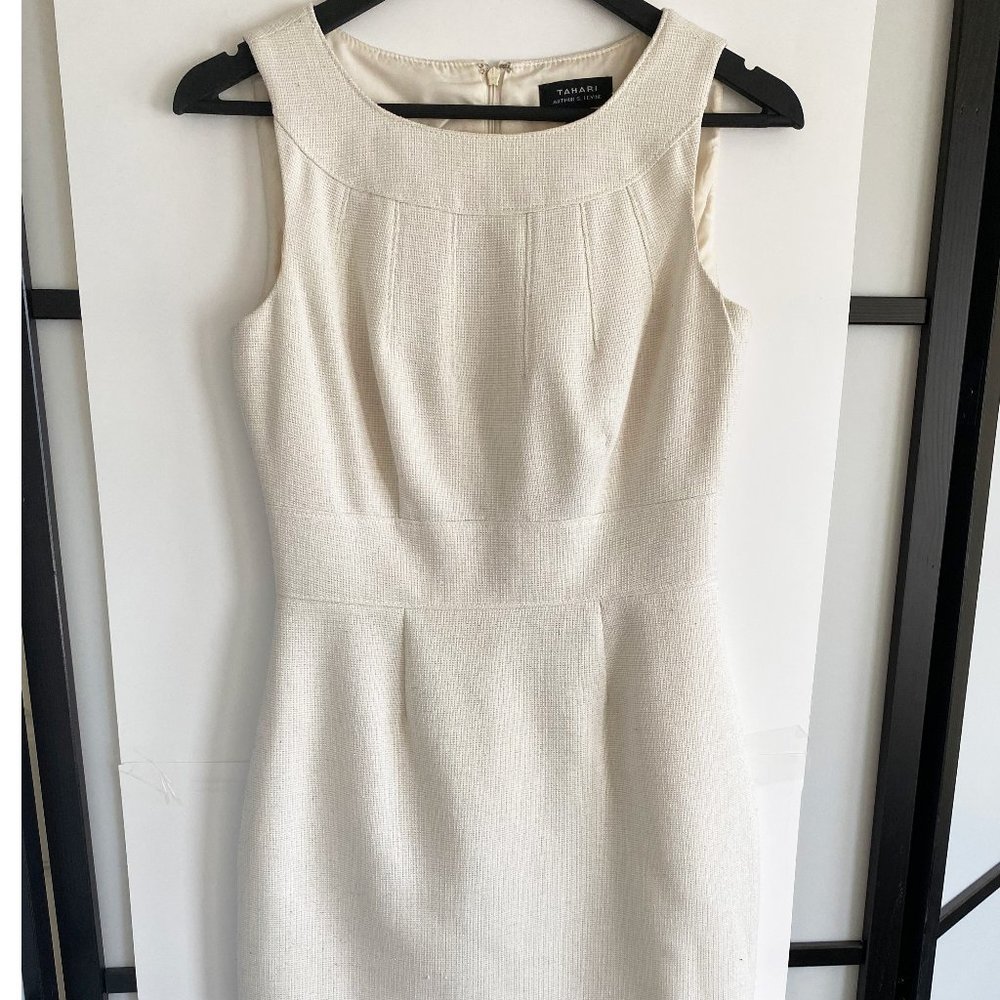 TAHARI - Ivory/Cream Dress/Off white - Size 2
